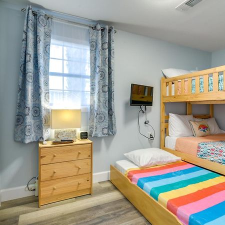 Seaside Retreat In Galveston Near Pleasure Pier! Villa Luaran gambar